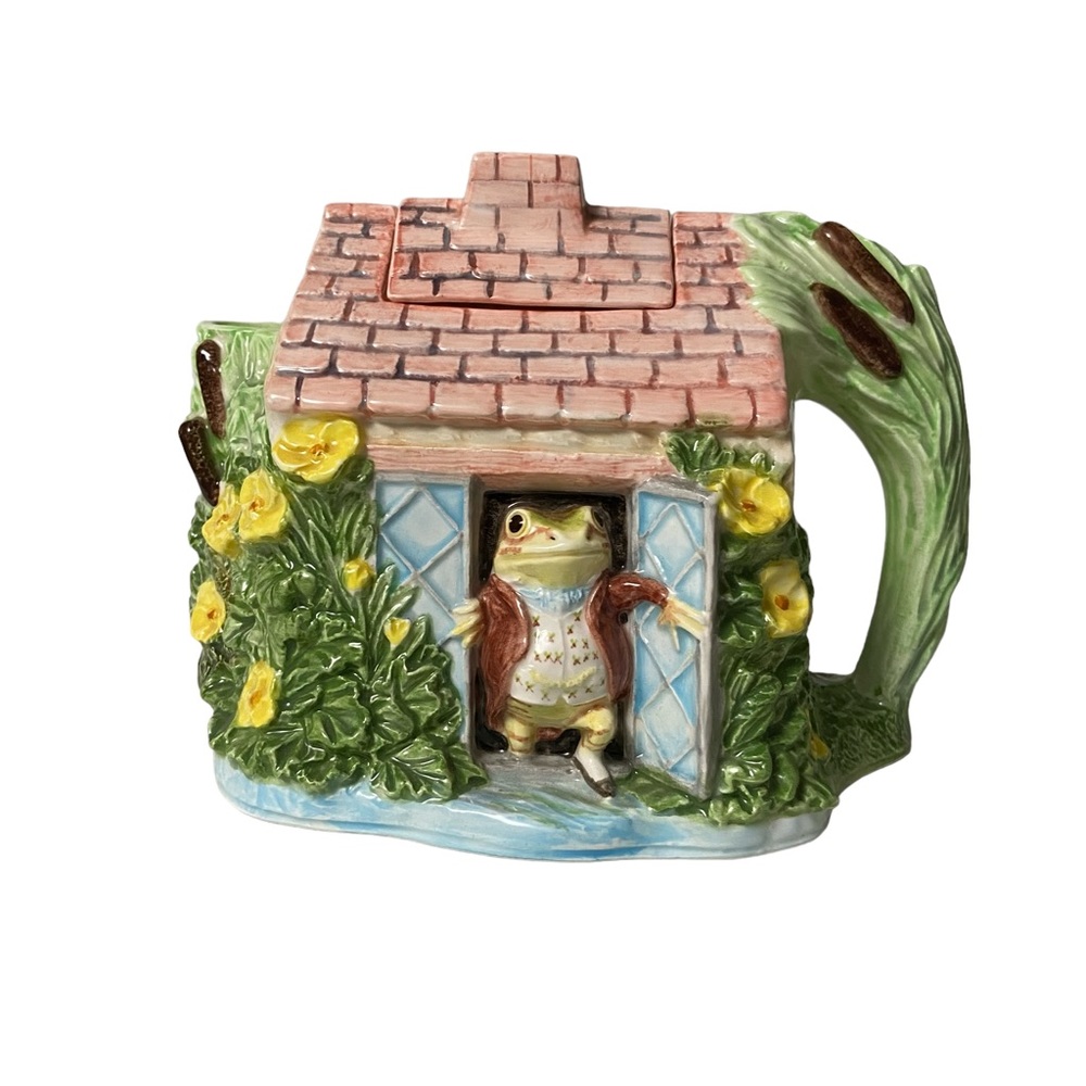 Jeremy Fisher the Frog Teapot from the Tales by Beatrix Potter Vintage